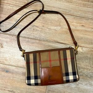 Burberry purse